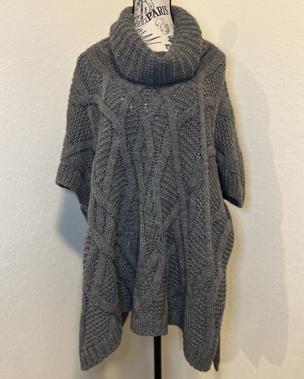 Berretti Women’s Cowl Neck Sweater Size Small/Medium Wool Blend Made In Italy
